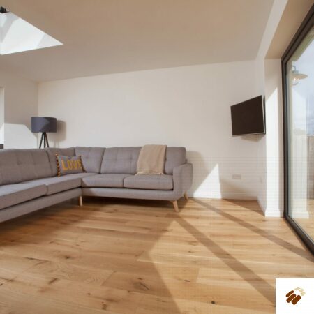 V4 Wood Flooring: Alpine A111 Oak Rustic Brushed & Lacquered (14/3 x 190mm)