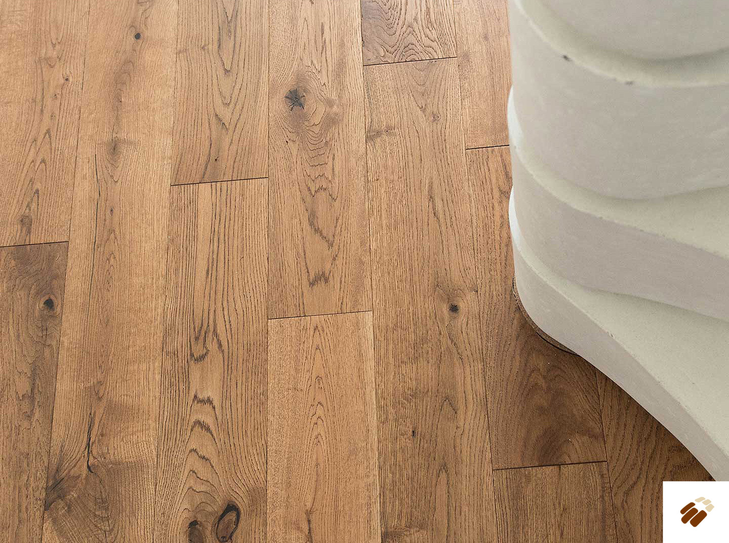 v4 wood flooring: alpine ep103 golden oak brushed & colour oiled rustic oak (18/5 x 125mm)