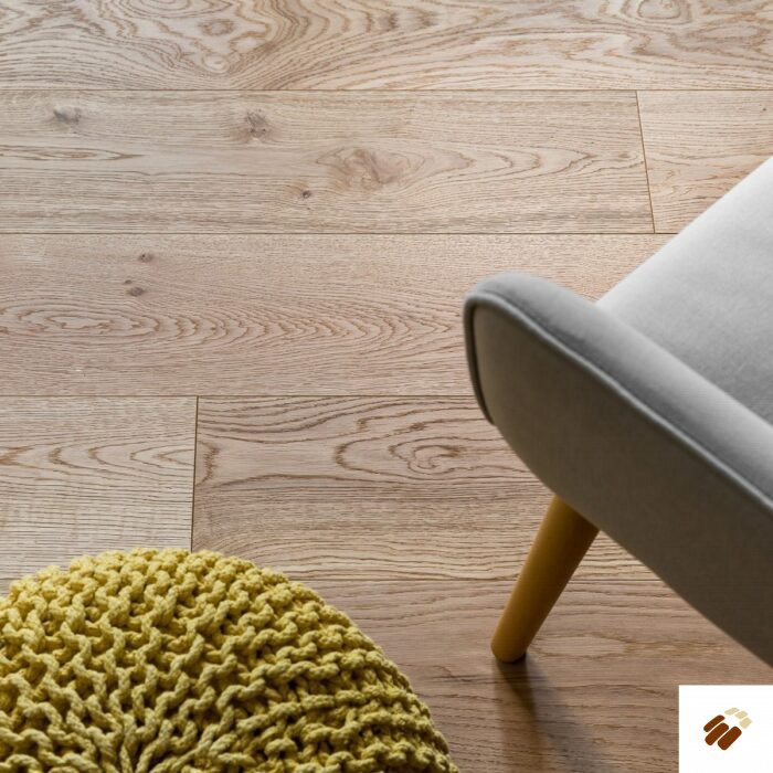 V4 Wood Flooring: Eiger EC103 Oak Brushed & Oiled (18/4 x 190mm)