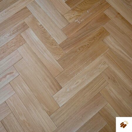 V4 Wood Flooring : Tundra TH101 Natural Oak Herringbone Brushed & UV Oiled (15/4 x 100mm)