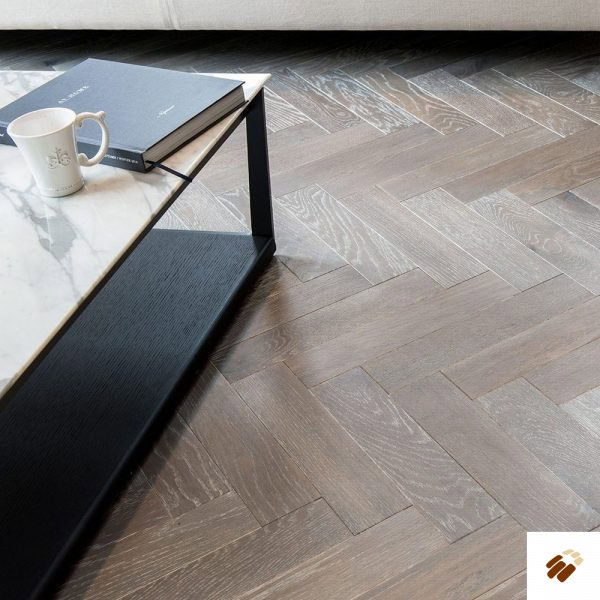 V4 Wood Flooring : Zigzag Herringbone ZB103 Silver Haze (15/4 x 90mm)