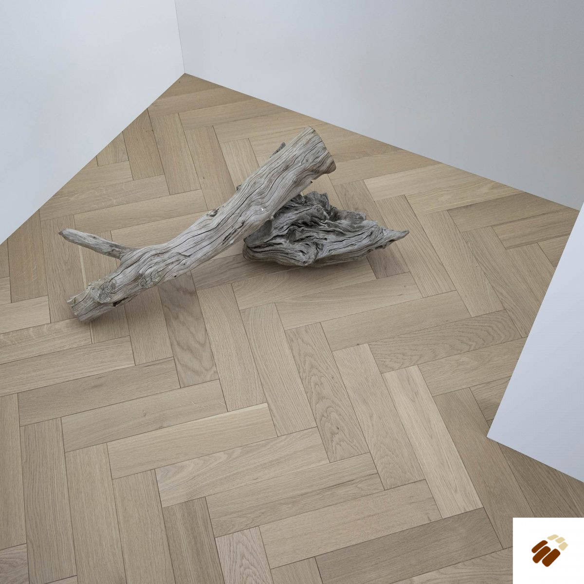 V4 Wood Flooring : Zigzag Herringbone ZB204 Shore Drift Oak, Brushed & Invisible Lacquered, Invisible Matt Lacquered (15/4 x 90mm)