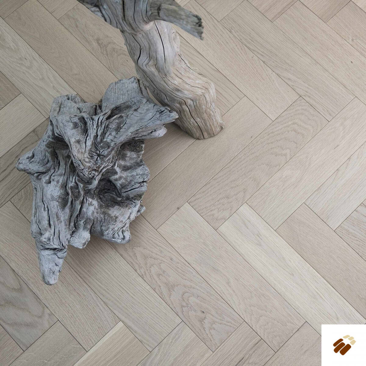 V4 Wood Flooring : Zigzag Herringbone ZB204 Shore Drift Oak, Brushed & Invisible Lacquered, Invisible Matt Lacquered (15/4 x 90mm)