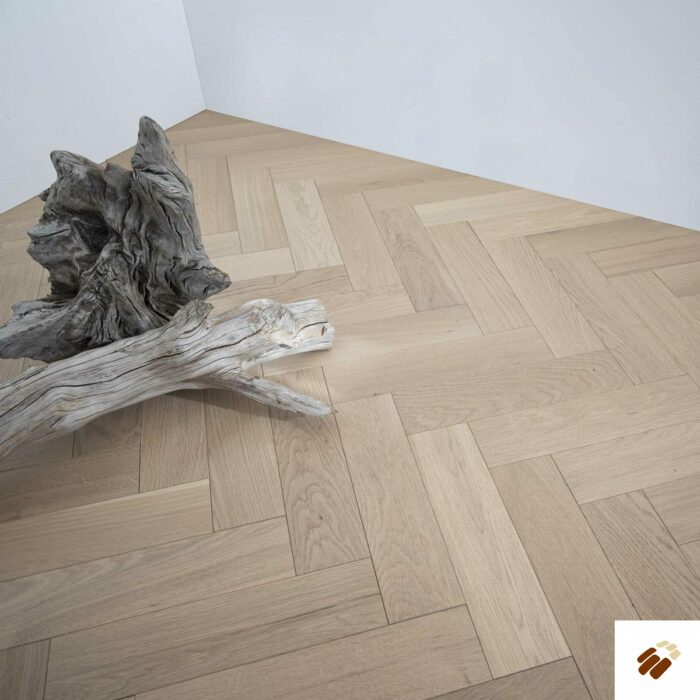 V4 Wood Flooring : Zigzag Herringbone ZB204 Shore Drift Oak, Brushed & Invisible Lacquered, Invisible Matt Lacquered (15/4 x 90mm)