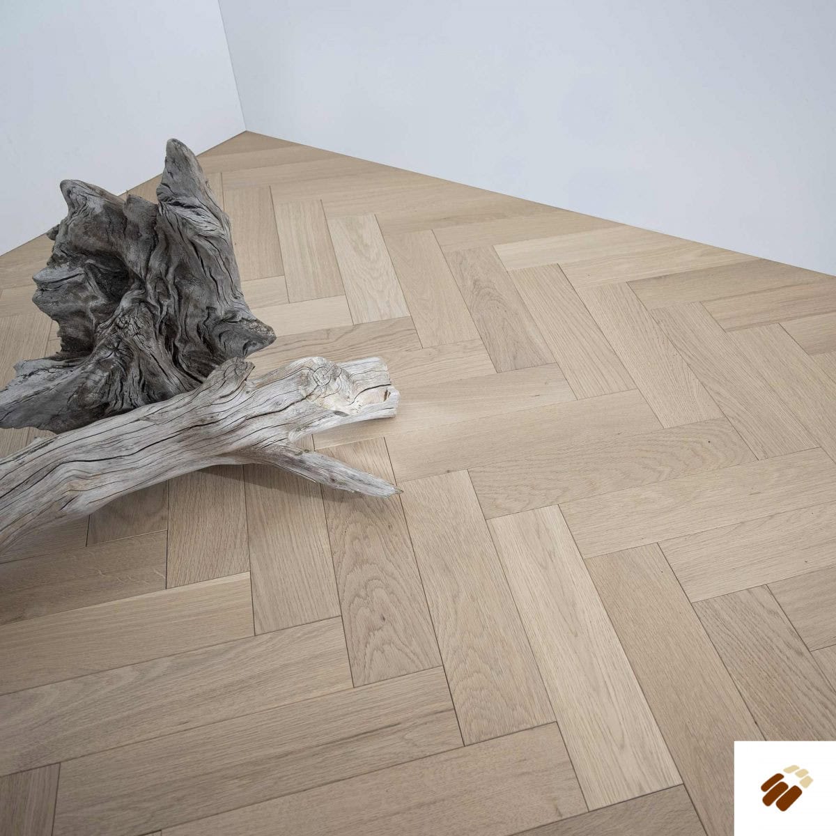 V4 Wood Flooring : Zigzag Herringbone ZB204 Shore Drift Oak, Brushed & Invisible Lacquered, Invisible Matt Lacquered (15/4 x 90mm)