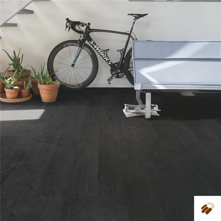 QUICK-STEP : IM1862 – Burned Planks (8 x 190 mm)