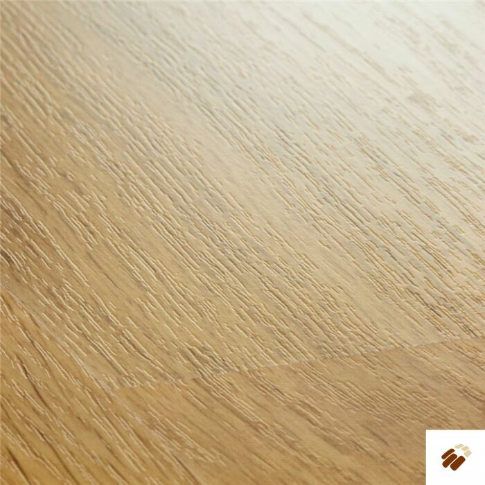 QUICK-STEP : EL896 – Natural Varnished Oak (8 x 156 mm)