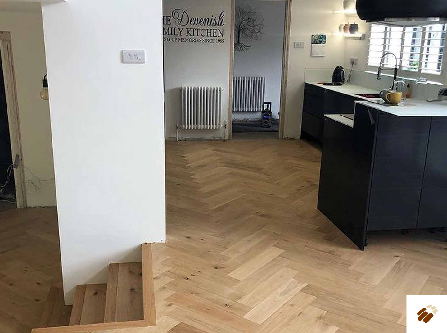brooks floor: herringbone multi ply h1018a chalfield oak brushed & uv oiled (15/4 x 120mm)