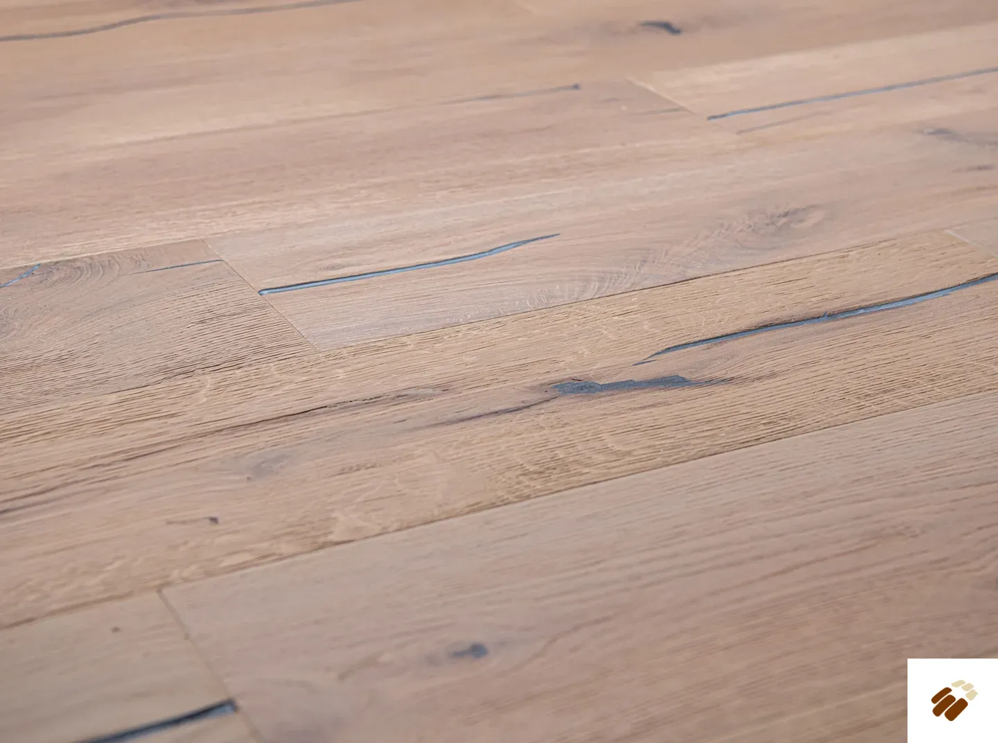 naturecraft: wandsworth – 220 smoked white distressed hardwax oiled (15 x 220mm)